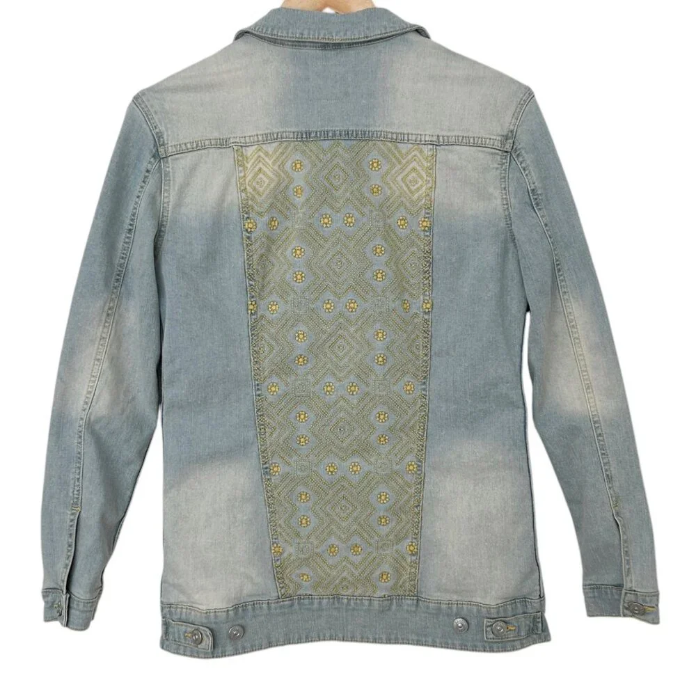 LuLaRoe Jaxon Light Wash Embroidered Denim Jacket (S)